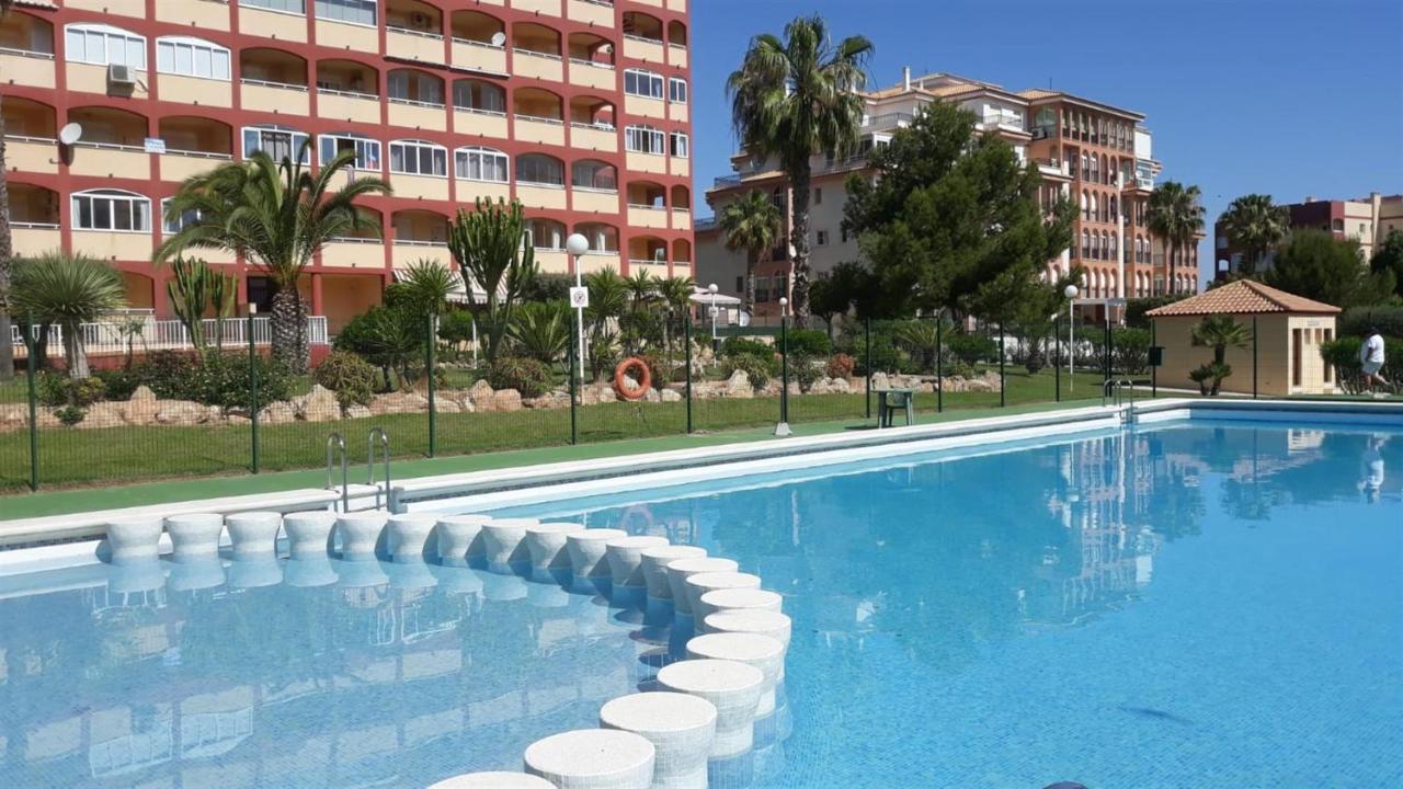 شقة Bonito Torremar Apartamento Ref 7007 تورّيفيِخا المظهر الخارجي الصورة